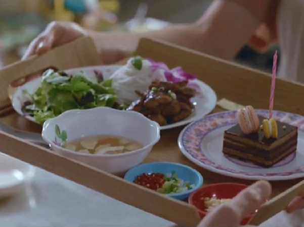 Phim Hàn lăng xê ẩm thực Việt, hết phở lại đến bún chả khiến dân tình 'nở mũi'