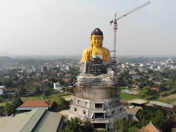 Chiêm ngưỡng tượng phật lớn nhất Đông Nam Á đang gấp rút được hoàn thiện