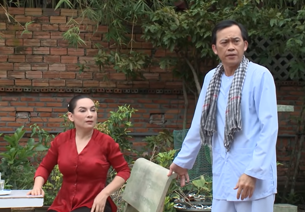 Anh Ba Khía - tập 5: Vợ chồng Phi Nhung, Hoài Linh bị hàng xóm đến tận nhà đòi tiền