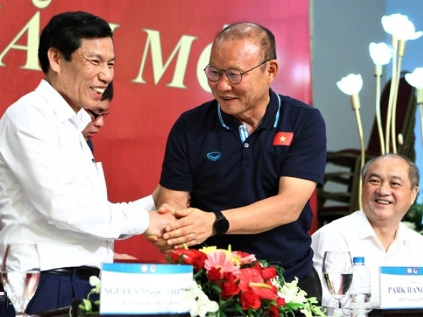 HLV Park Hang-seo: 'Chúng tôi quyết không để người hâm mộ Việt Nam thất vọng'