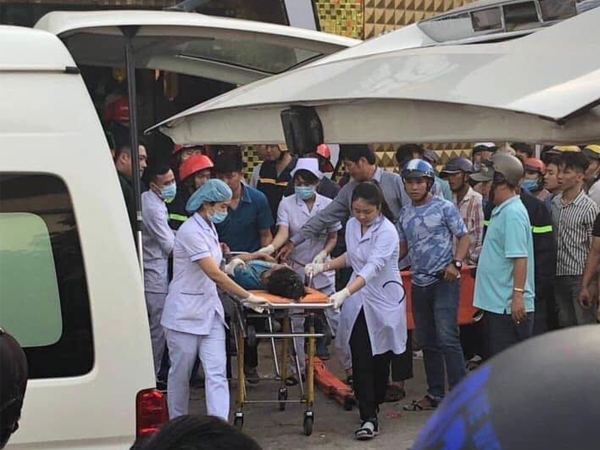 Bà Rịa – Vũng Tàu: Cận cảnh sập quán bar đang sửa chữa, nhiều người bị thương nhập viện
