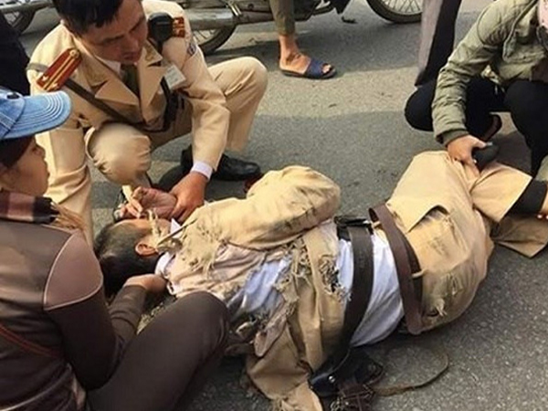 Nam thanh niên đi bão tông thẳng xe vào người khiến trung uý CSGT tử vong ở Sài Gòn