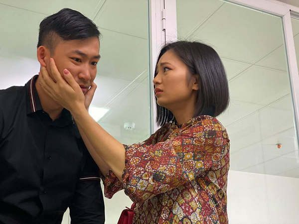 Trọng Nhân 'Hoa hồng trên ngực trái': Khán giả chỉ trích Khang do chưa xem phim đã phán bừa