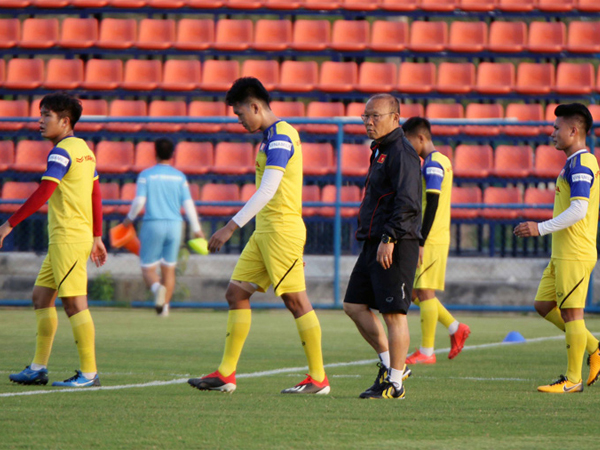 U23 Việt Nam 1 - 2 U23 Bahrain: U23 Việt Nam thủng lưới 2 bàn trong hiệp 1