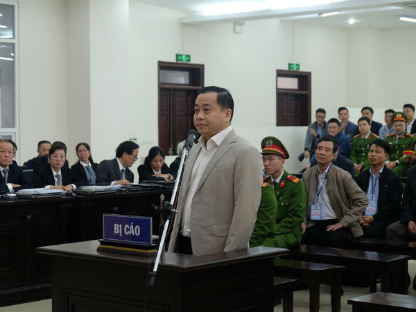 Vũ 'nhôm' phủ nhận quan hệ thân thiết với lãnh đạo, sẽ kiện nếu bị kết tội?