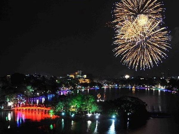 Hà Nội: Thông tin bắn pháo hoa như nào thì phải làm đúng, năm ngoái người dân bấm đồng hồ chỉ có 7 phút thôi
