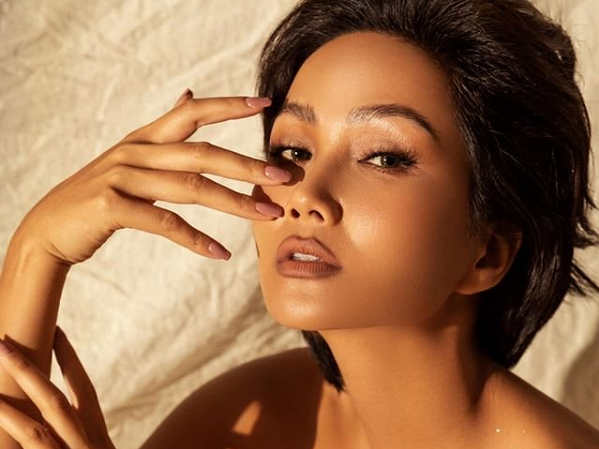 H'Hen Niê tung bộ ảnh mới chứng minh nhan sắc như 'nữ hoàng' sau khi hết nhiệm kỳ Miss Universe Vietnam