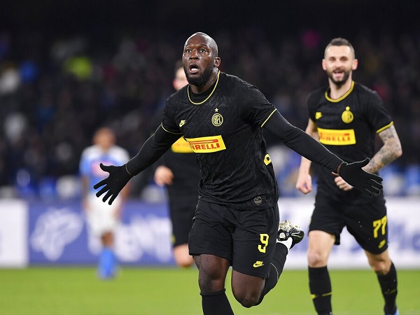 Lukaku lập cú đúp, Inter lấy lại ngôi đầu từ tay Juventus
