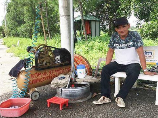 Hiệp sĩ ở làng Đại học TP.HCM bị 10 thanh niên rượt chém, đốt xe, đốt luôn cả chỗ ở