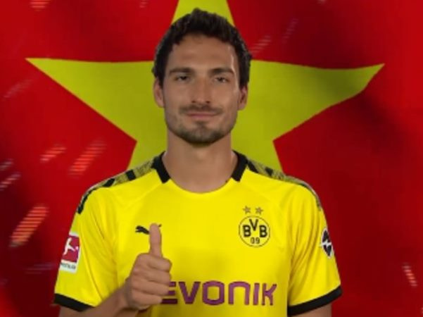 Các ngôi sao Bundesliga gửi lời chúc U23 Việt Nam thành công bằng tiếng Việt