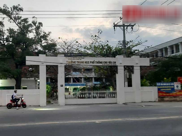 Ninh Thuận: Một người phụ nữ nhảy lầu tự tử trong trường học