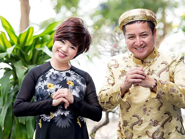 Vì sao Chí Trung - Ngọc Huyền không tự công khai chuyện ly hôn mà phải 'nhờ' người ngoài?