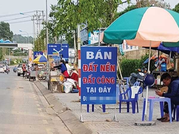 Thị trường bất động sản náo loạn vì 'cò đất', bộ Xây dựng lên tiếng