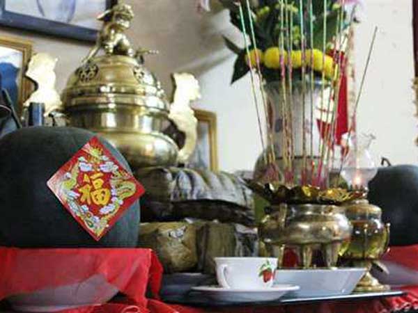 4 đặc điểm đại kỵ của bát hương gia đình, phải điều chỉnh gấp kẻo đại họa lâm đầu