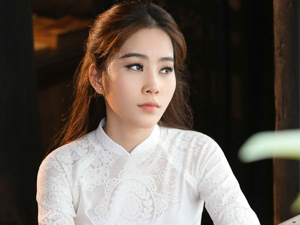 Nam Em khẳng định chỉ coi Quốc Bảo là 'chị em bạn dì', trách dân mạng không phân biệt được đúng sai nhưng lại bị mắng ngược