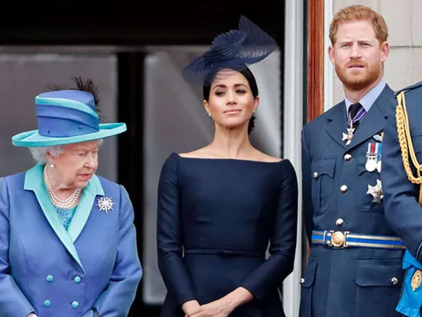 Lời tiên tri rợn người từ bạn thân Công nương Diana: Sự cố hoàng gia và chuyện Hoàng tử Harry ly hôn vợ