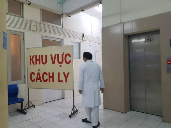 Đã có kết quả xét nghiệm virus gây bệnh viêm phổi lạ với du khách Trung Quốc bị sốt khi nhập cảnh Đà Nẵng