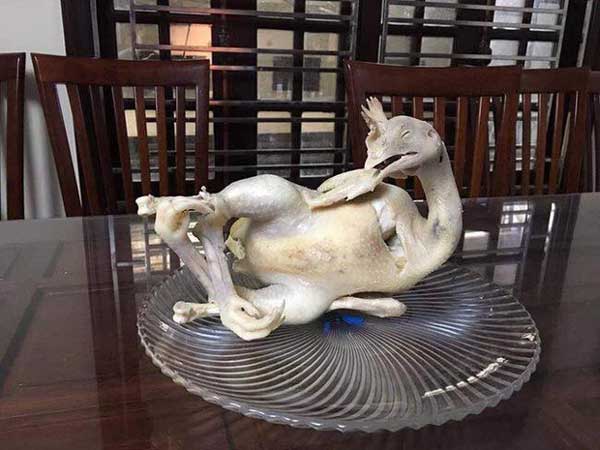 Lại thêm một seri gà luộc thảm họa của hội chị em, lơ ngơ là mất vui cả Tết!