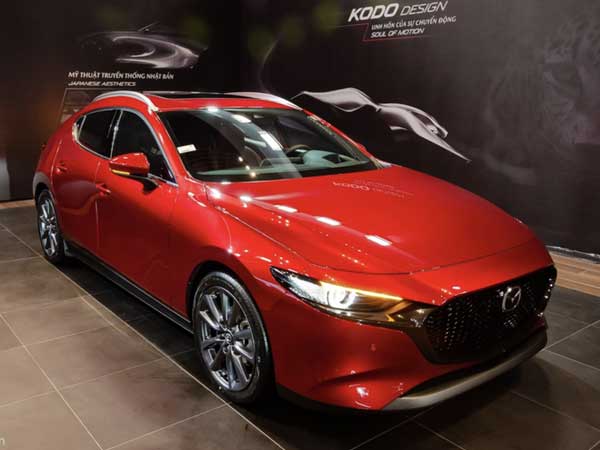 Thông tin chính thức từ Mazda về hiện tượng phanh khẩn cấp trên xe Mazda 3 2020 phiên bản Premium