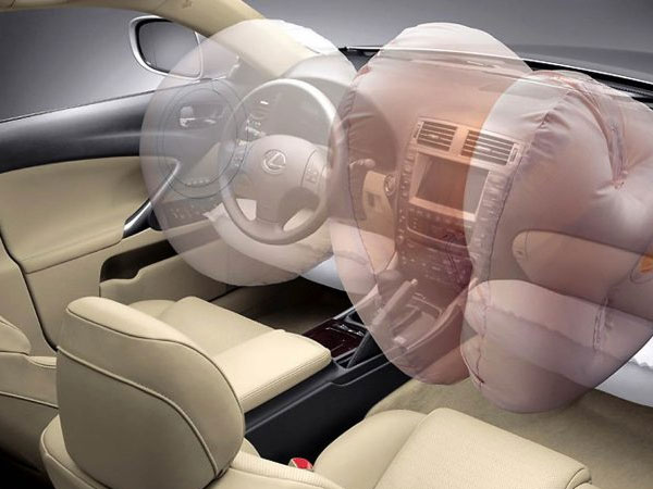 Lỗi túi khí Takata tiếp tục đẩy Nissan vào đợt triệu hồi mới với 346.000 xe trên toàn cầu