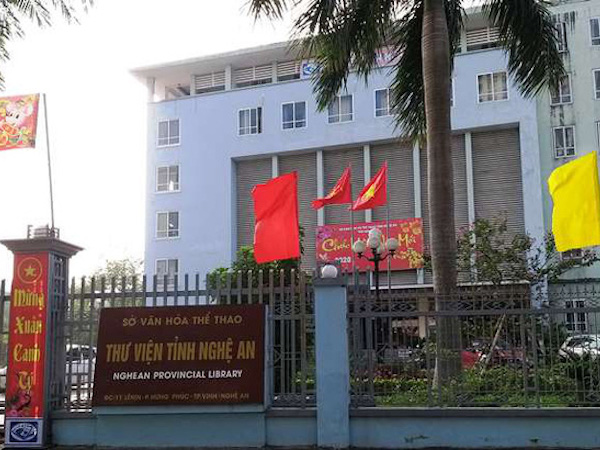 Cán bộ nhân viên một cơ quan ở Nghệ An nhận 40.000 đồng thưởng Tết