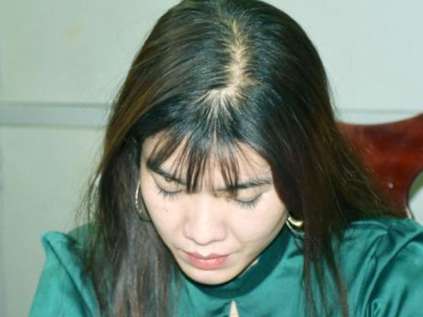 Lời khai của người phụ nữ xinh đẹp giơ chân đạp CSGT