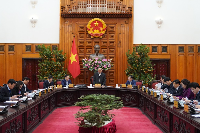 Thủ tướng yêu cầu phải đảm bảo lương, thưởng cho người lao động dịp Tết