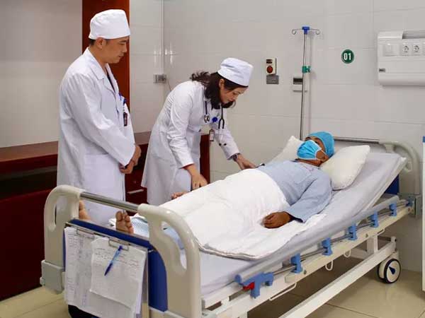 Ca ghép thận từ người cho chết não đầu tiên ở Thanh Hóa đã xuất viện