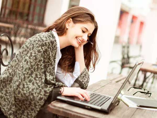 12 bước giúp phụ nữ yêu bản thân một cách trọn vẹn