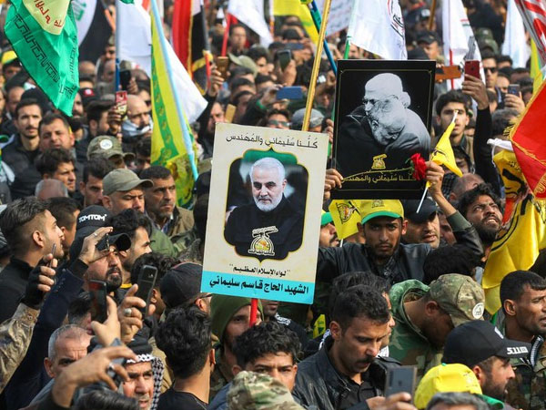 Nghị sĩ Iran treo thưởng 3 triệu USD cho ai hạ sát ông Trump