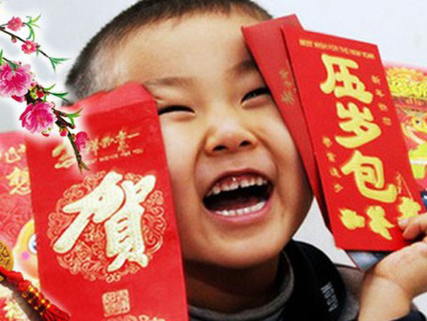 Tại sao phải mừng tuổi, lì xì đầu năm?