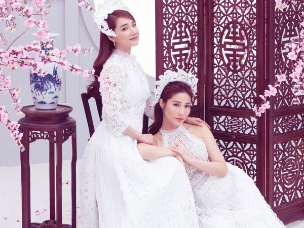 'Chị chị em em' Nhã Phương - Diễm My 9x đẹp xuất thần trong bộ ảnh đón xuân Canh Tý