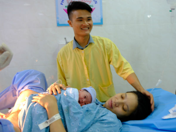 2 bé trai, 2 bé gái tại TP.HCM sinh đúng thời khắc đầu tiên của năm Canh Tý 2020