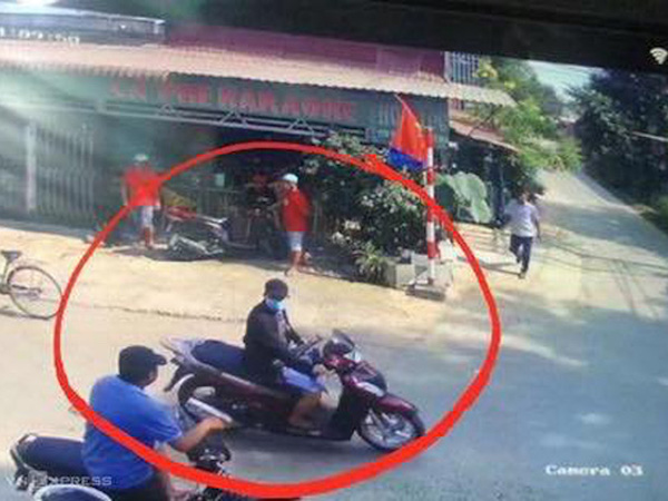 Camera ghi lại hình ảnh kẻ nổ súng khiến 4 người tử vong, 1 người bị thương ở Sài Gòn