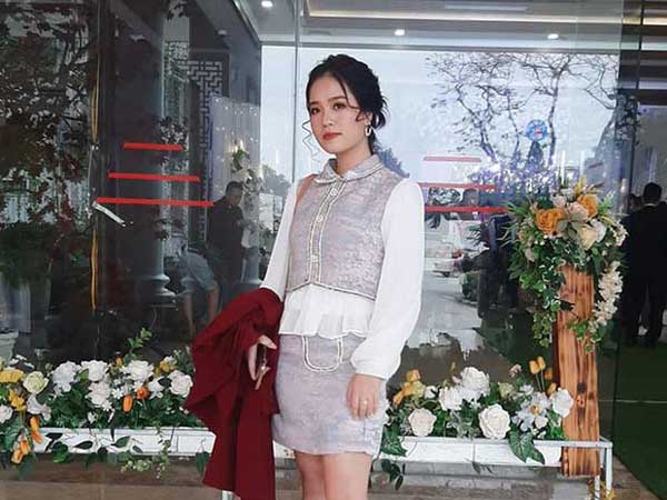 Huyền My trả lời câu hỏi về mối quan hệ với Quang Hải trong đám cưới Văn Đức: Mình chưa trả lời được!