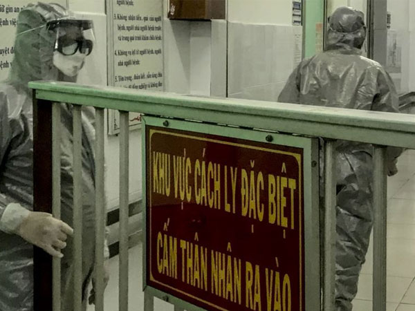Nữ nghiên cứu sinh ở Hà Nội trở về từ Vũ Hán âm tính với virus corona