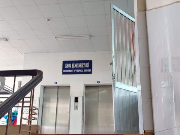 3 người Pháp, 1 người Việt nghi nhiễm virus corona đang cách ly tại TP.HCM
