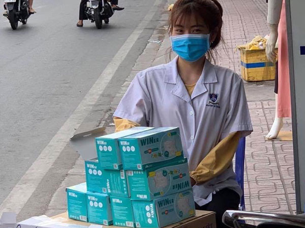 Những hình ảnh đẹp giữa tâm bão Corona