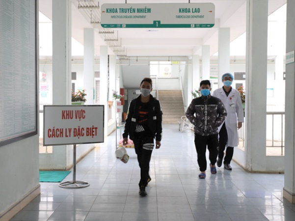 Việt Nam cho kết quả xét nghiệm virus corona chỉ sau một ngày