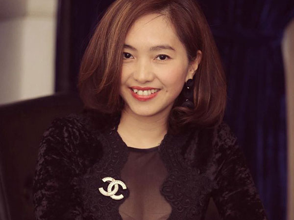 MC Lưu Hà thời tiết - tình cũ một thời của Tuấn Tú lấy chồng đại gia, nhìn 'tài sản khổng lồ' là con cái ai nấy đều bất ngờ