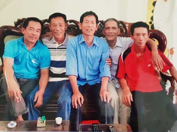 Phút giây trùng phùng đầy bất ngờ của người đàn ông sau 36 năm là liệt sỹ