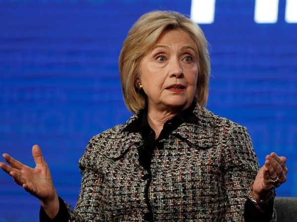 Bà Clinton nói Thượng viện 'phản bội' người Mỹ