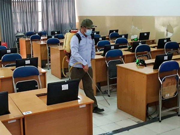 Học sinh TP HCM được nghỉ thêm một tuần