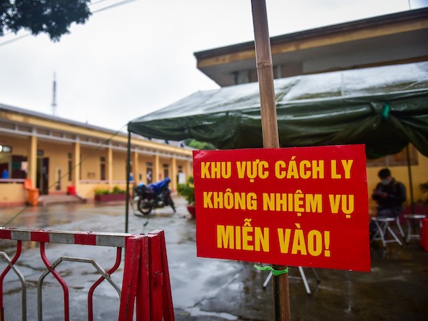 Bên trong khu vực cách ly công dân Việt Nam trờ về từ Trung Quốc