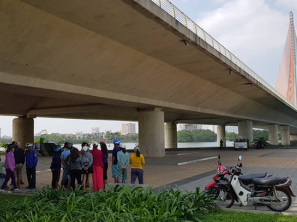 Đà Nẵng: Thi thể nữ giới không nguyên vẹn trong vali nổi trên sông Hàn