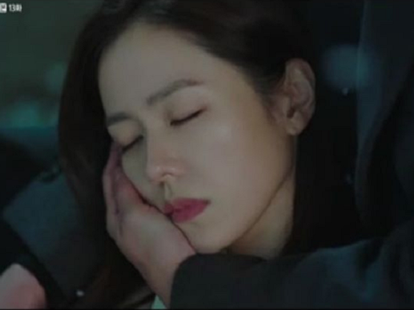 Hạ cánh nơi anh tập 13: Se Ri trúng đạn, đại úy Ri Jung Hyuk và F5 khóc hết nước mắt, fan khen ngợi diễn xuất đỉnh cao của Huyn Bin