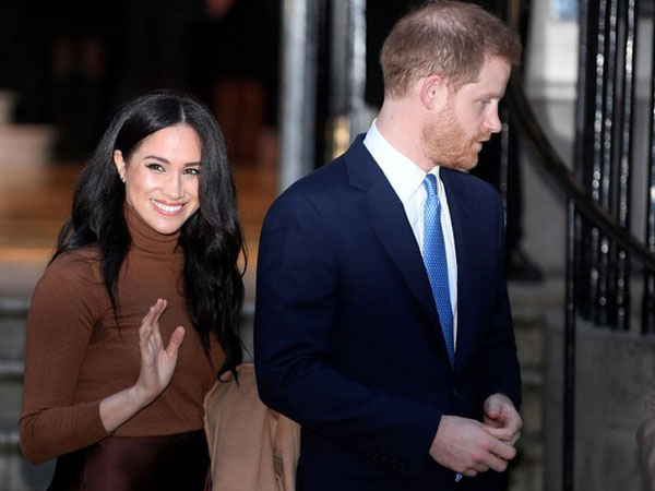 Hé lộ số tiền khủng vợ chồng Meghan Markle kiếm được khi lần đầu tái xuất nhưng bị dư luận chỉ trích vì chia sẻ của Harry