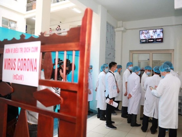 Bệnh viện Trung ương Huế có thể tự xét nghiệm virus corona