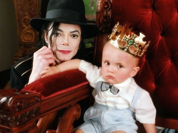 Con trai Michael Jackson có cuộc sống như thế nào?