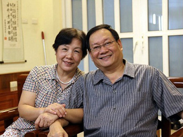 Đời tư với 3 'bà vợ' của nam nghệ sĩ đóng vai đại gia làng gây sốt trong phim 'Cô gái nhà người ta'